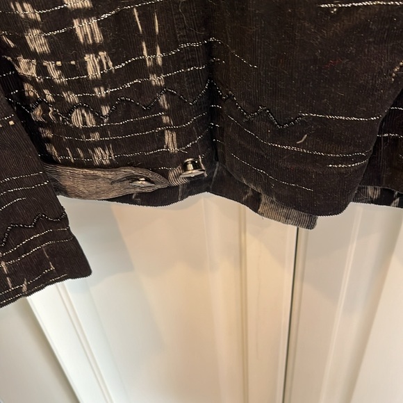 Chicos Black Embroidery Jacket with Metallic threading Size 1=8/10 Medium - Picture 5 of 11